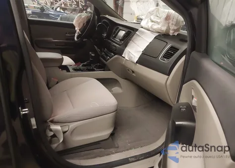 2021 Kia Sedona Lx из США, поврежденный, VIN KNDMB5C10M6668560